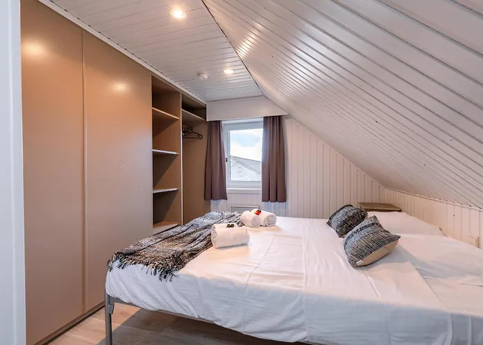 Bungalow De Strandjutter 8 Persons